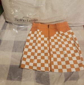 Selfie Leslie Orange Checkered Skirt BNWT size small.